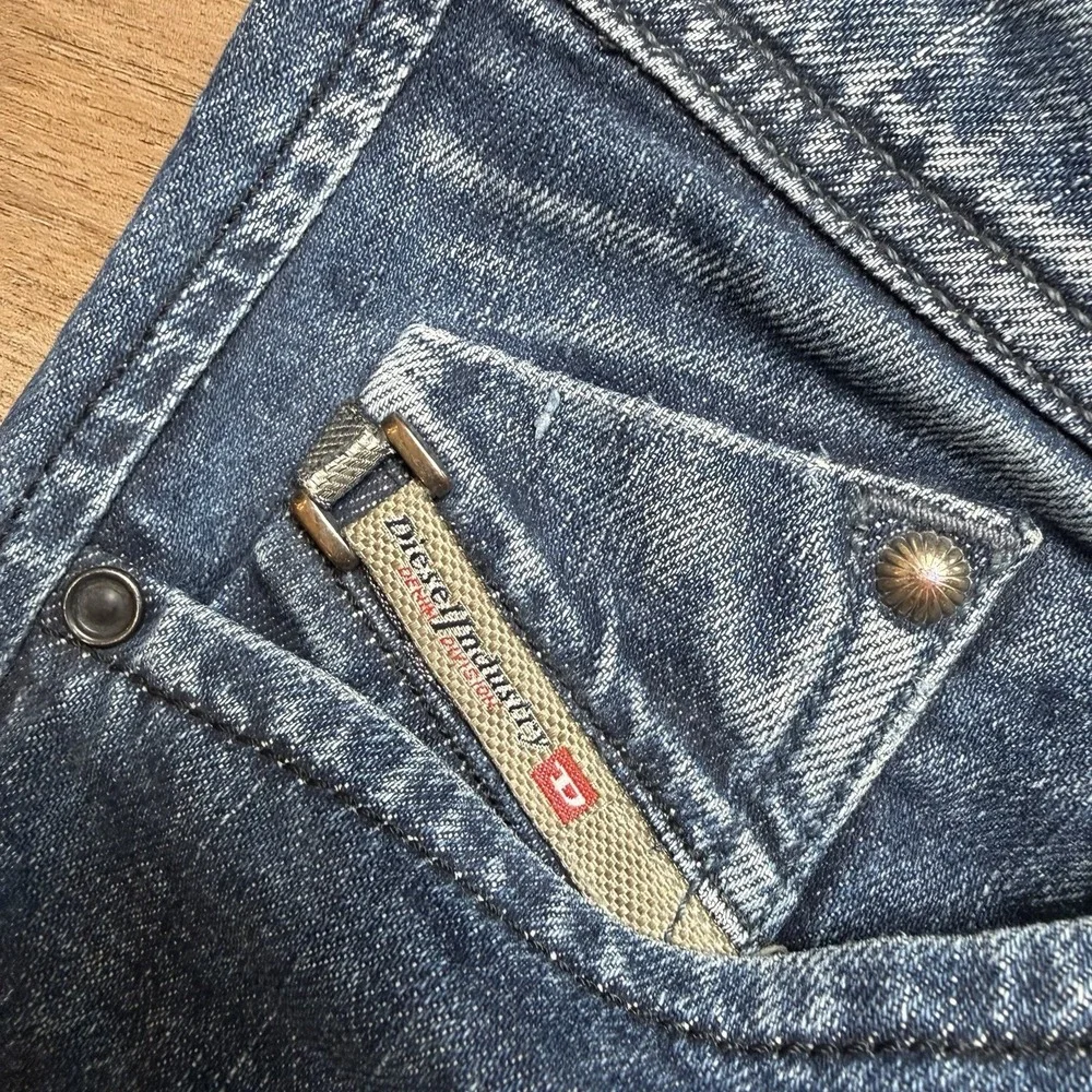 Diesel Darron Jeans Men 29x30 Blue Slim Tapered Whiskered Made Italy (Tag 27x32)